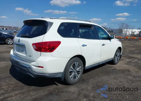2017 Nissan Pathfinder Sv z USA, uszkodzony, nr VIN 5N1DR2MN0HC648159